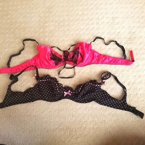 2 lingerie bras